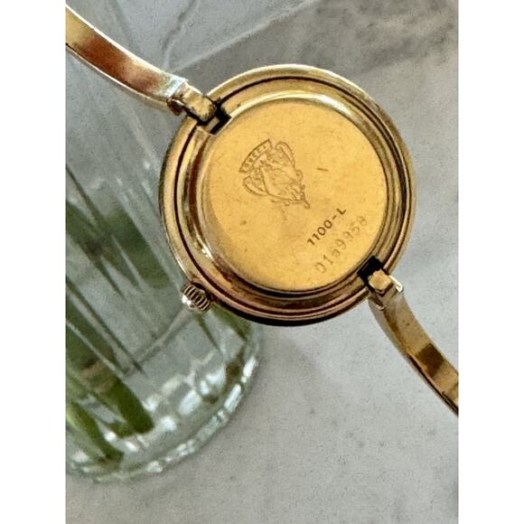 Vintage GUCCI Change Bezel Womens Gold Watch - Picture 6 of 11